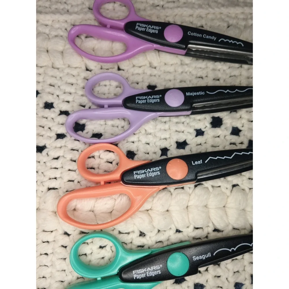 Lot 4 Fiskars Paper Edgers Scissors Scrapbook Cotton Candy Leaf Majestic Seagull